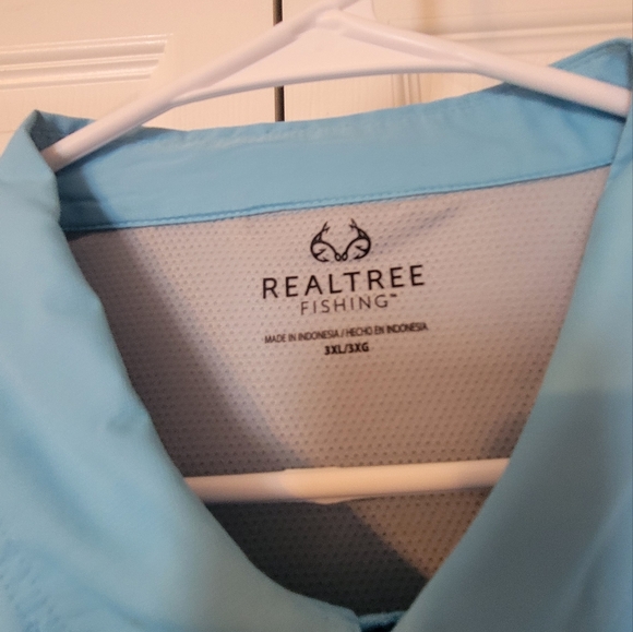 Realtree Fishing Men's 3XL - Picture 3 of 4